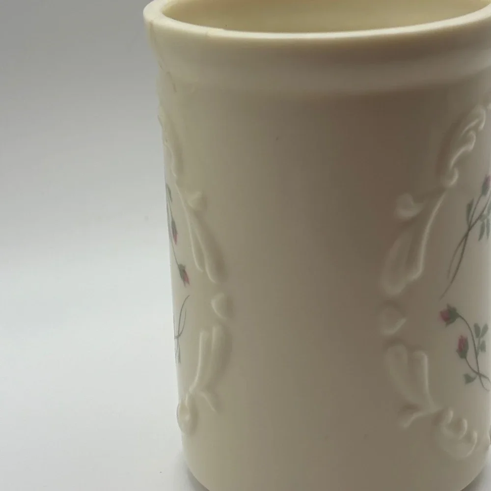 Lenox Rose Manor Toothbrush Holder Tumbler Set Floral Vanity grabdmacore cottage